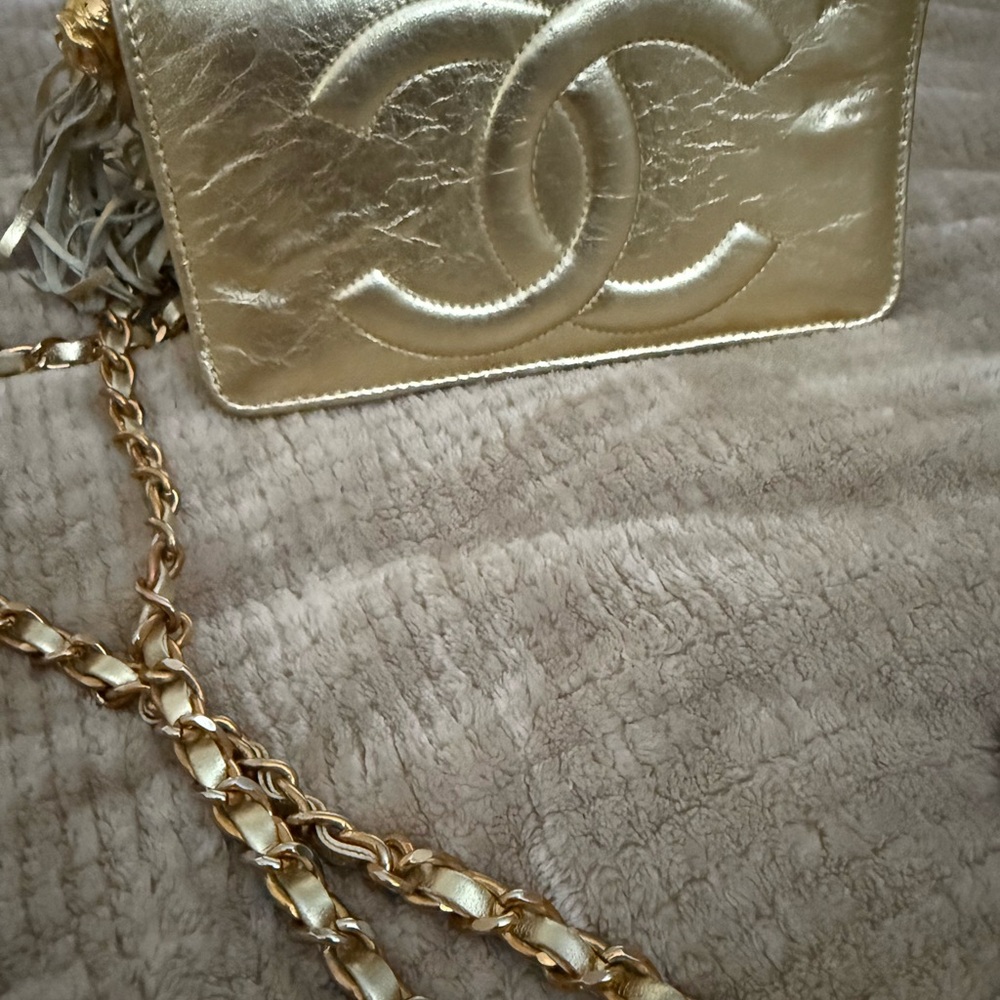 Chanel Metallic Gold Clutch - Picture 3 of 9
